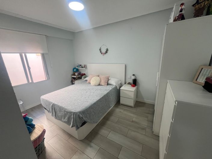Image No.21-4 Bed Apartment for sale