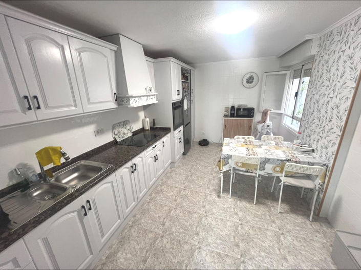 Image No.3-4 Bed Apartment for sale