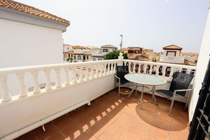 Image No.22-3 Bed House for sale