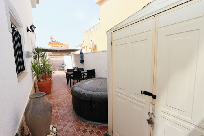 Image No.30-3 Bed House for sale
