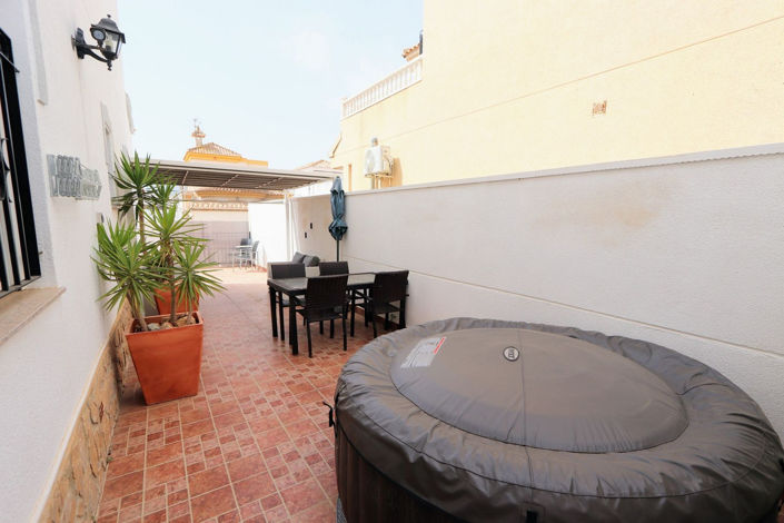 Image No.31-3 Bed House for sale