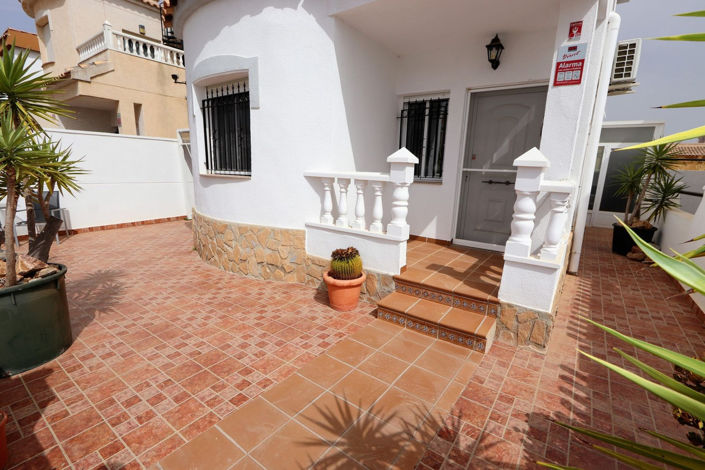 Image No.35-3 Bed House for sale