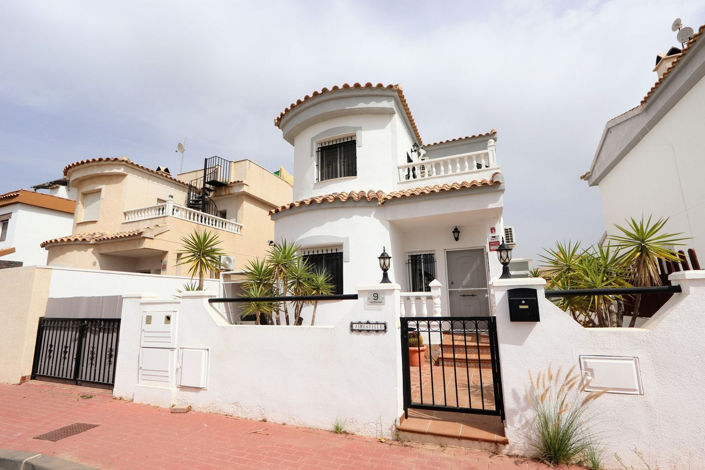 Image No.37-3 Bed House for sale