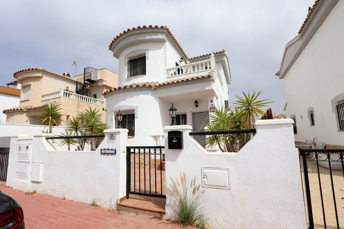 Image No.39-3 Bed House for sale