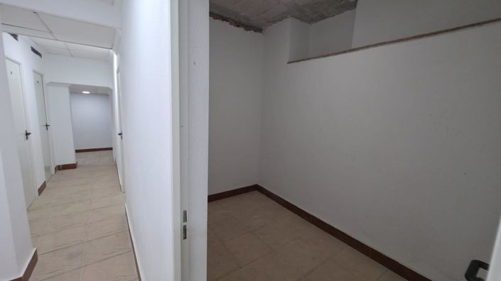 Image No.29-3 Bed House for sale