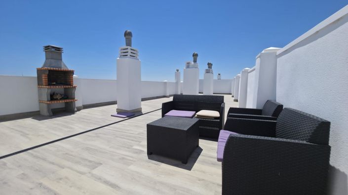 Image No.30-3 Bed House for sale