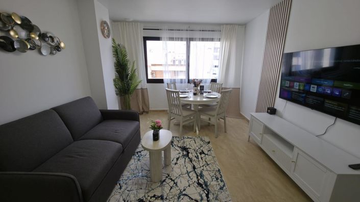 Image No.9-3 Bed House for sale