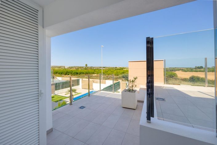 Image No.22-3 Bed Villa for sale