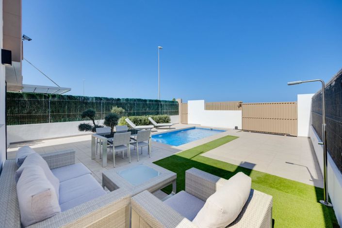 Image No.31-3 Bed Villa for sale
