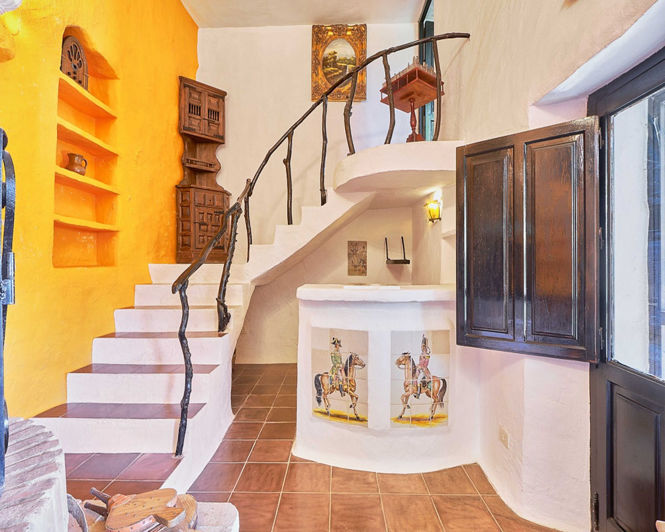 Image No.19-9 Bed House for sale