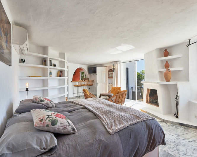 Image No.21-9 Bed House for sale