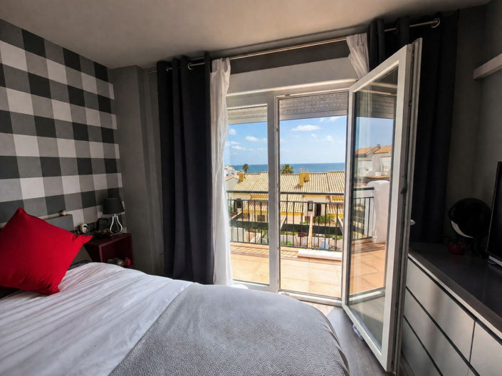 Image No.9-4 Bed House for sale
