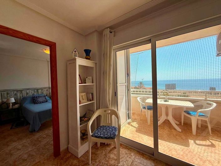 Image No.13-2 Bed House for sale