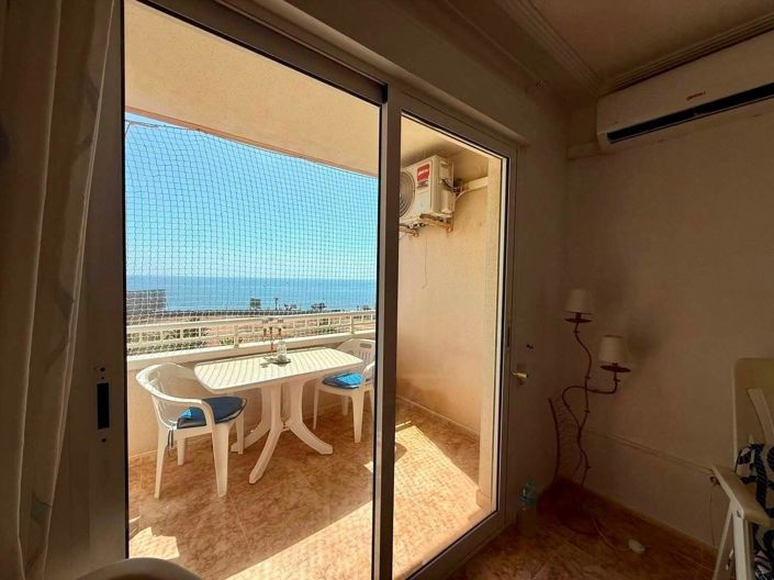 Image No.6-2 Bed House for sale