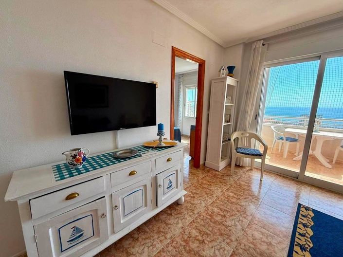 Image No.9-2 Bed House for sale
