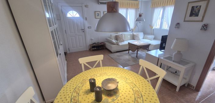 Image No.10-3 Bed Townhouse for sale