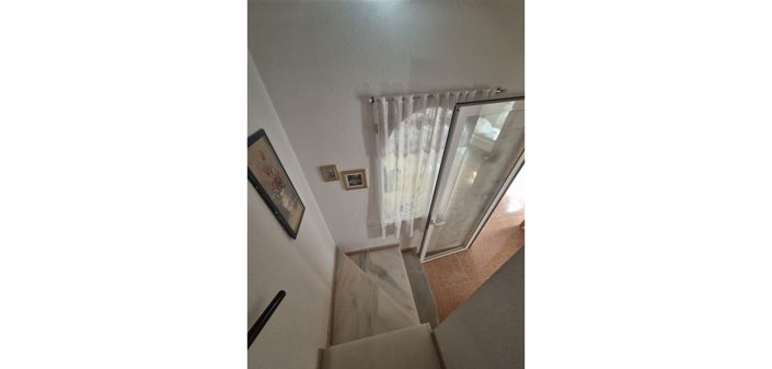 Image No.19-3 Bed Townhouse for sale