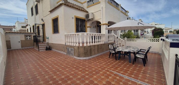 Image No.41-3 Bed Townhouse for sale