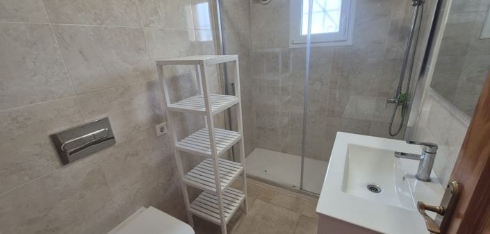 Image No.49-3 Bed Townhouse for sale