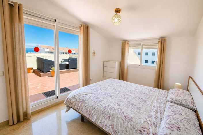 Image No.8-2 Bed Apartment for sale