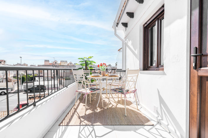 Image No.23-1 Bed Apartment for sale