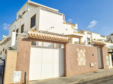 1 - Los Altos, House