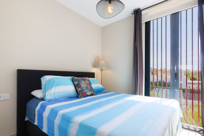 Image No.11-3 Bed Property for sale