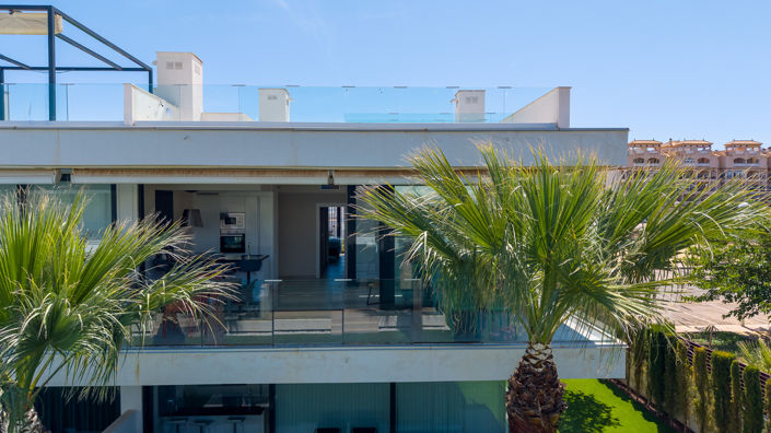 Image No.22-3 Bed Property for sale