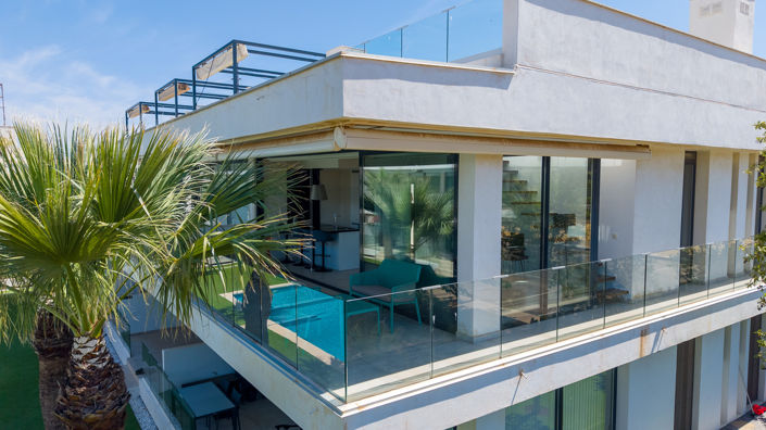 Image No.27-3 Bed Property for sale