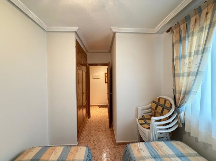 Image No.10-3 Bed House for sale