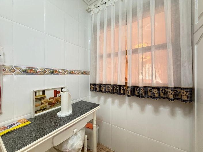 Image No.22-3 Bed House for sale