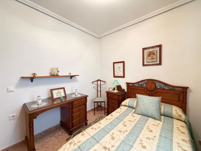 Image No.38-3 Bed House for sale