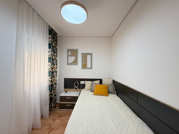 Image No.10-2 Bed Apartment for sale