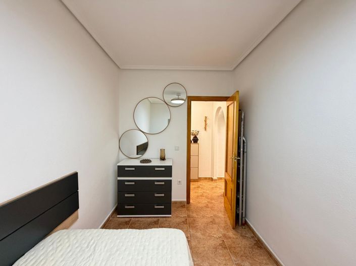 Image No.15-2 Bed Apartment for sale