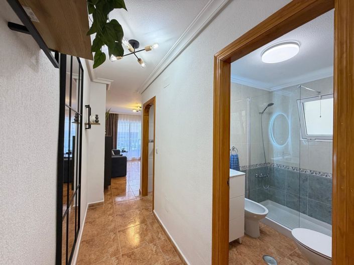 Image No.16-2 Bed Apartment for sale
