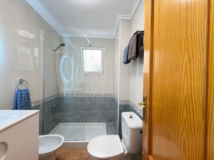 Image No.17-2 Bed Apartment for sale