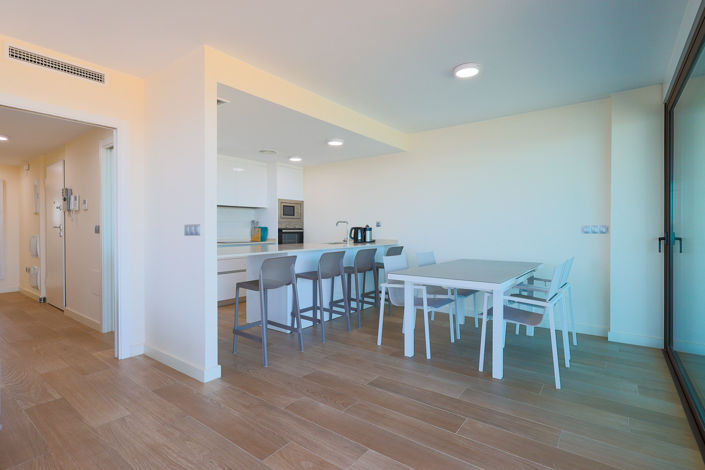 Image No.4-3 Bed Property for sale