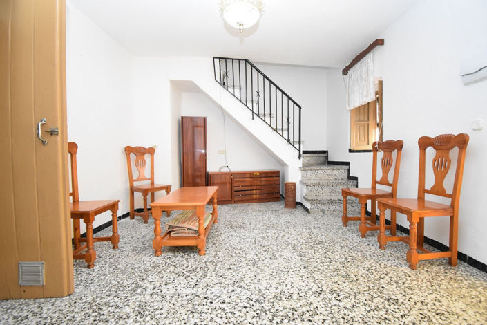 Image No.9-3 Bed House for sale