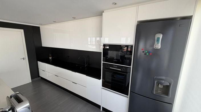 Image No.10-2 Bed Apartment for sale