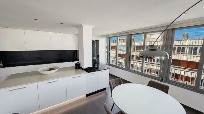 Image No.14-2 Bed Property for sale