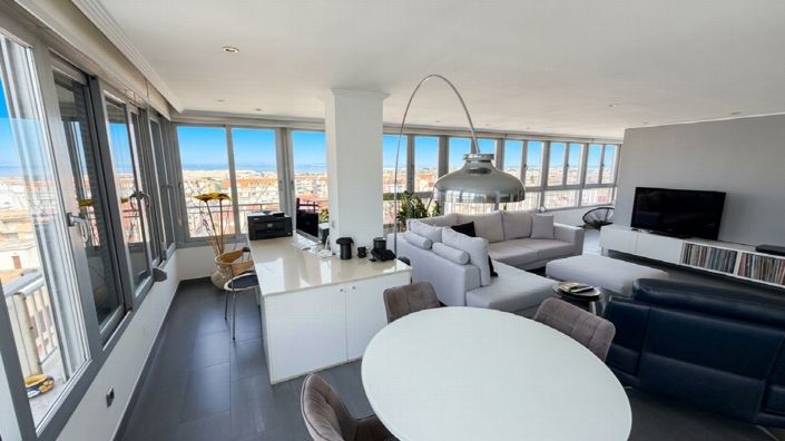 Image No.18-2 Bed Property for sale