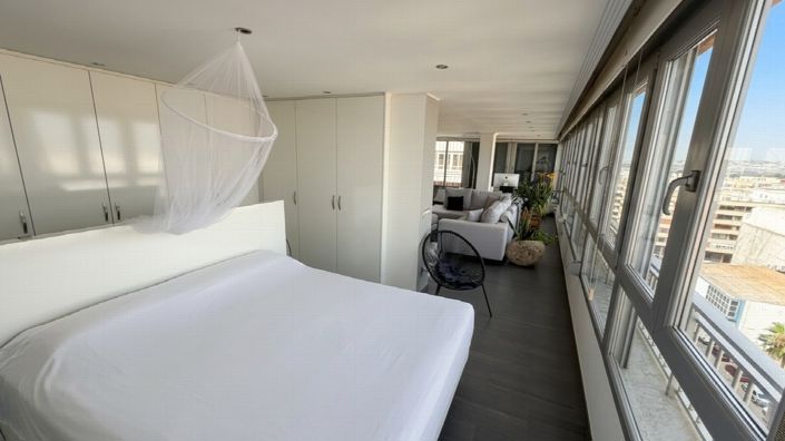 Image No.26-2 Bed Property for sale