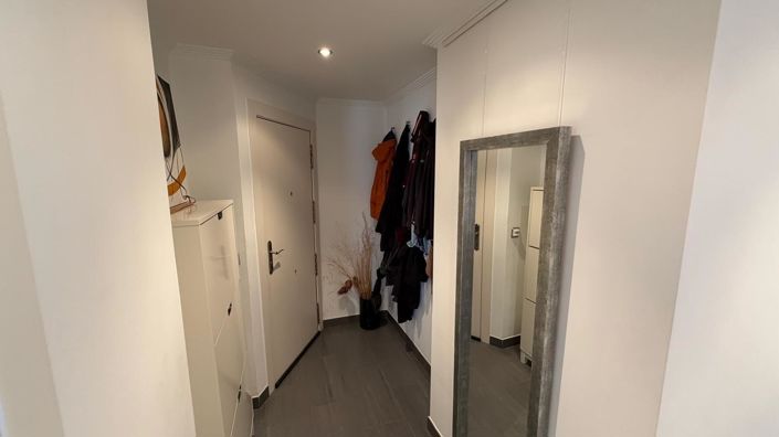 Image No.37-2 Bed Property for sale