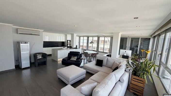 Image No.4-2 Bed Property for sale