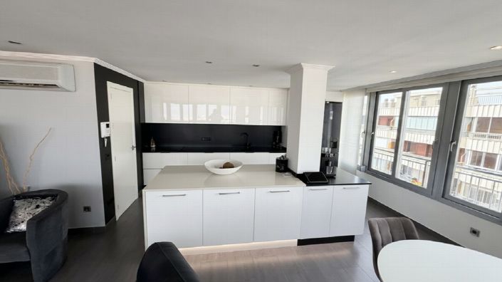 Image No.6-2 Bed Property for sale