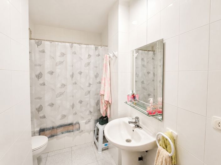 Image No.11-1 Bed Apartment for sale