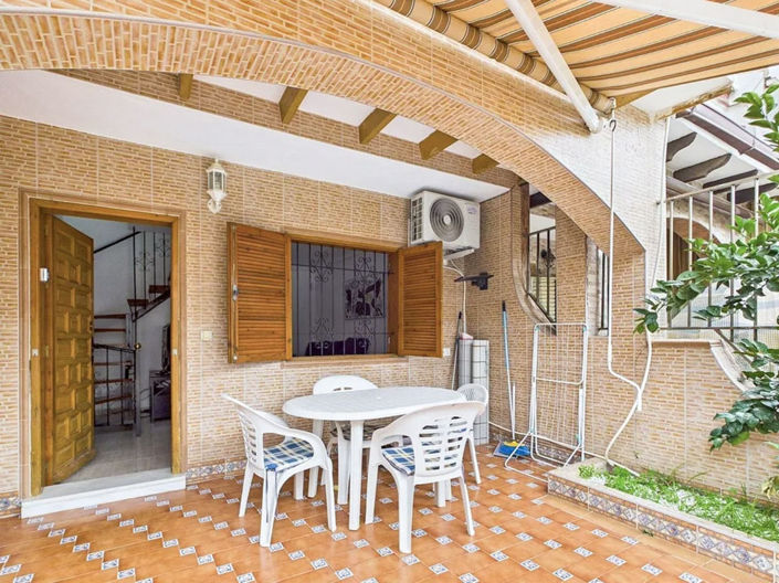 Image No.2-3 Bed House for sale