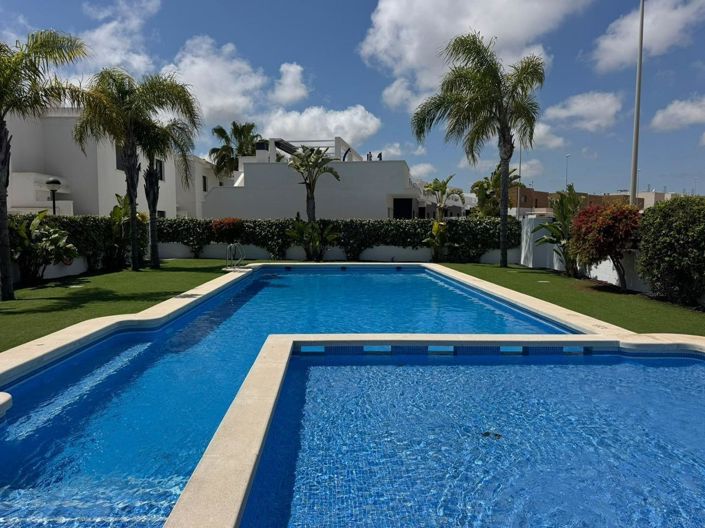 Image No.22-3 Bed Duplex for sale