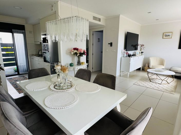 Image No.8-3 Bed Duplex for sale