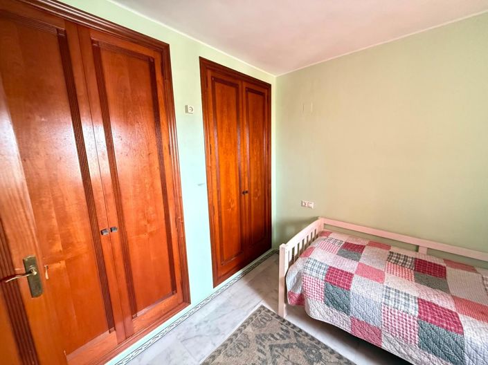 Image No.29-3 Bed Apartment for sale